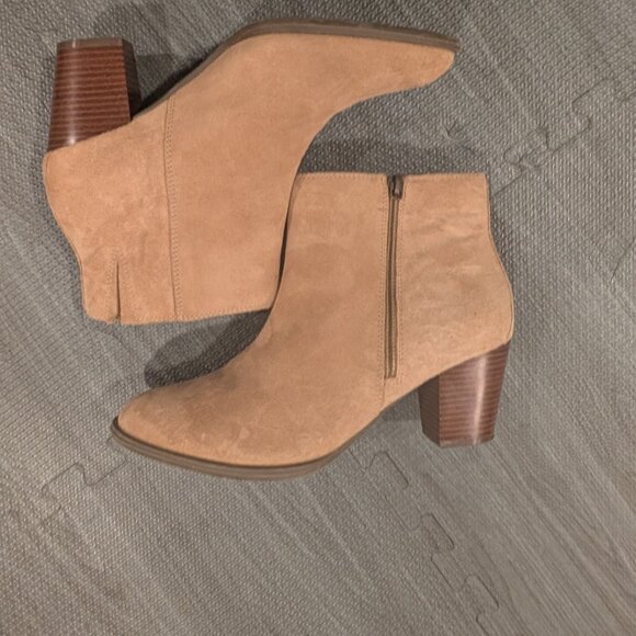 VIONIC suede booties, womens 10 - Picture 2 of 11